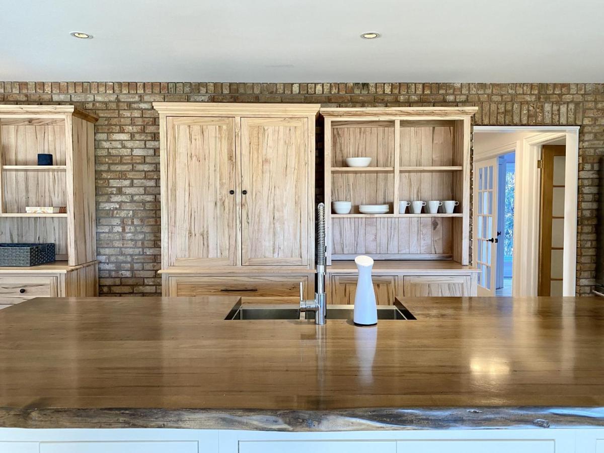 5000+ Sqft Cottage Near Toronto Bolton Екстер'єр фото