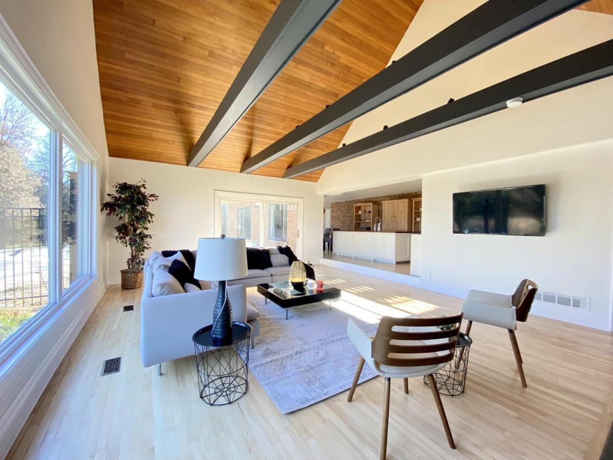 5000+ Sqft Cottage Near Toronto Bolton Екстер'єр фото