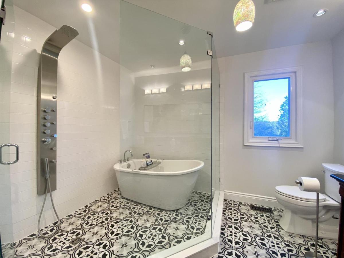 5000+ Sqft Cottage Near Toronto Bolton Екстер'єр фото