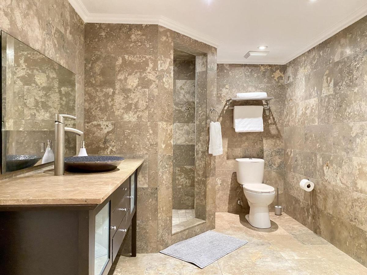 5000+ Sqft Cottage Near Toronto Bolton Екстер'єр фото